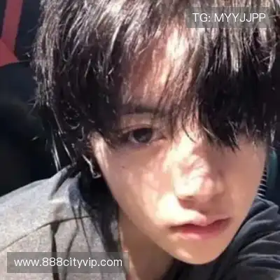 姬铃含